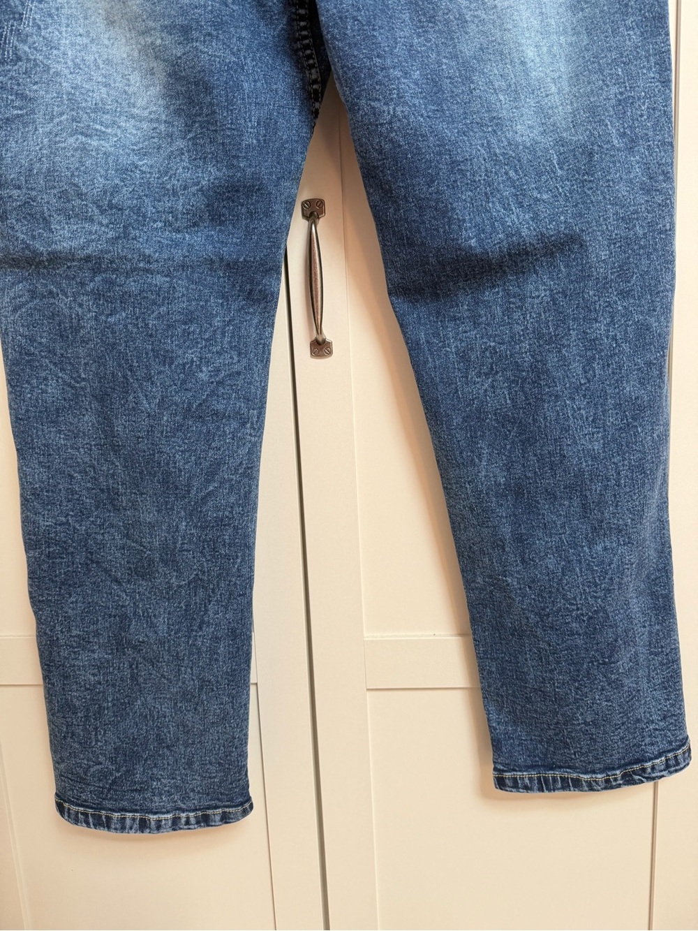 Metietila Pull On Distressed Blue Jeans NWT - Picture 8 of 11